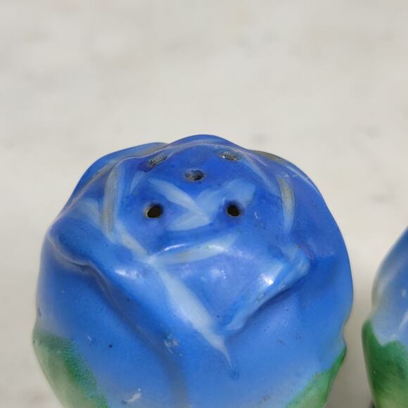 VTG Rose Bud Salt Pepper Shakers 1.5" Blue Green Japan Floral Ceramic Flowers - Picture 5 of 15